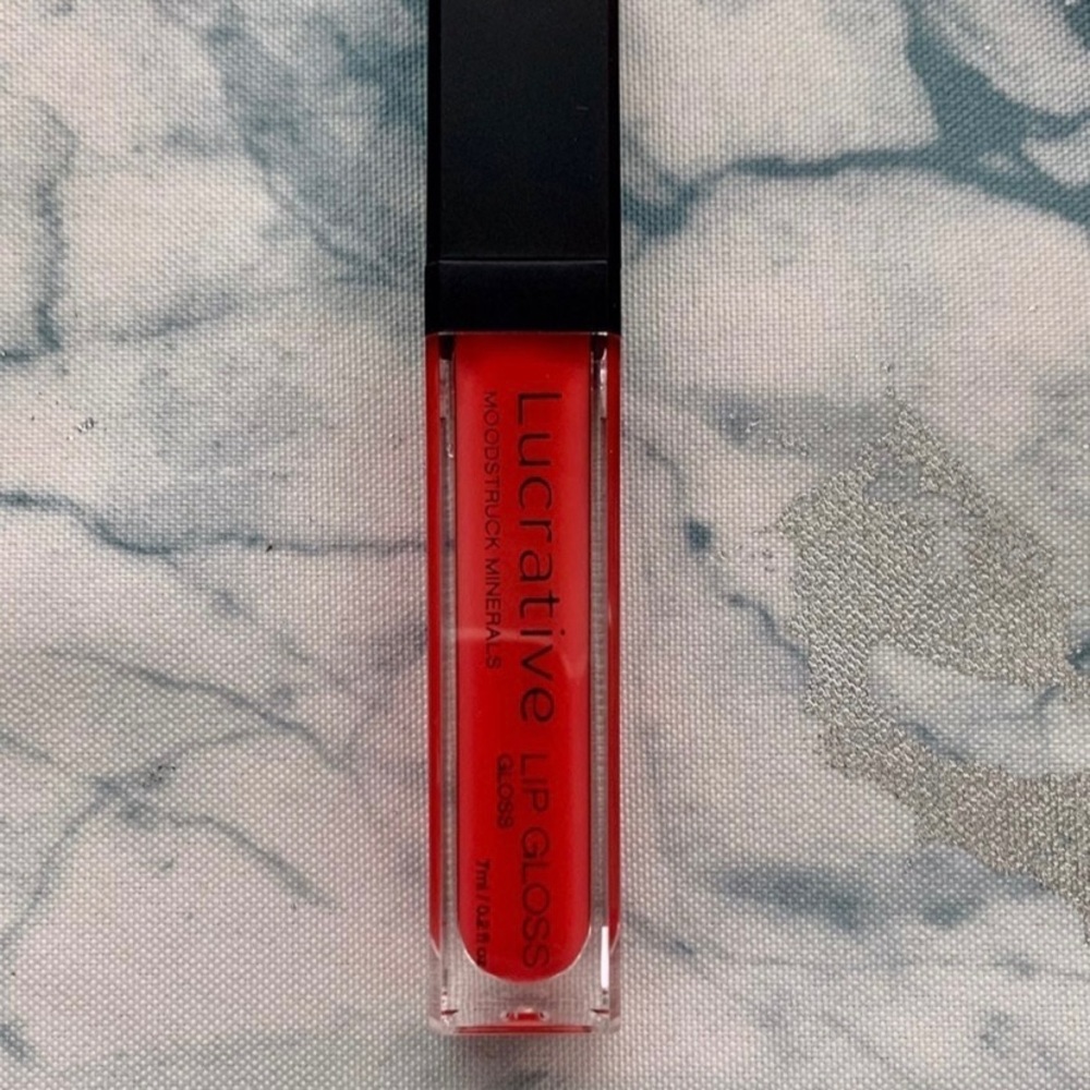 ❤️SOLD❤️ YOUNIQUE Lucrative Lip Gloss - LADYLIKE - New